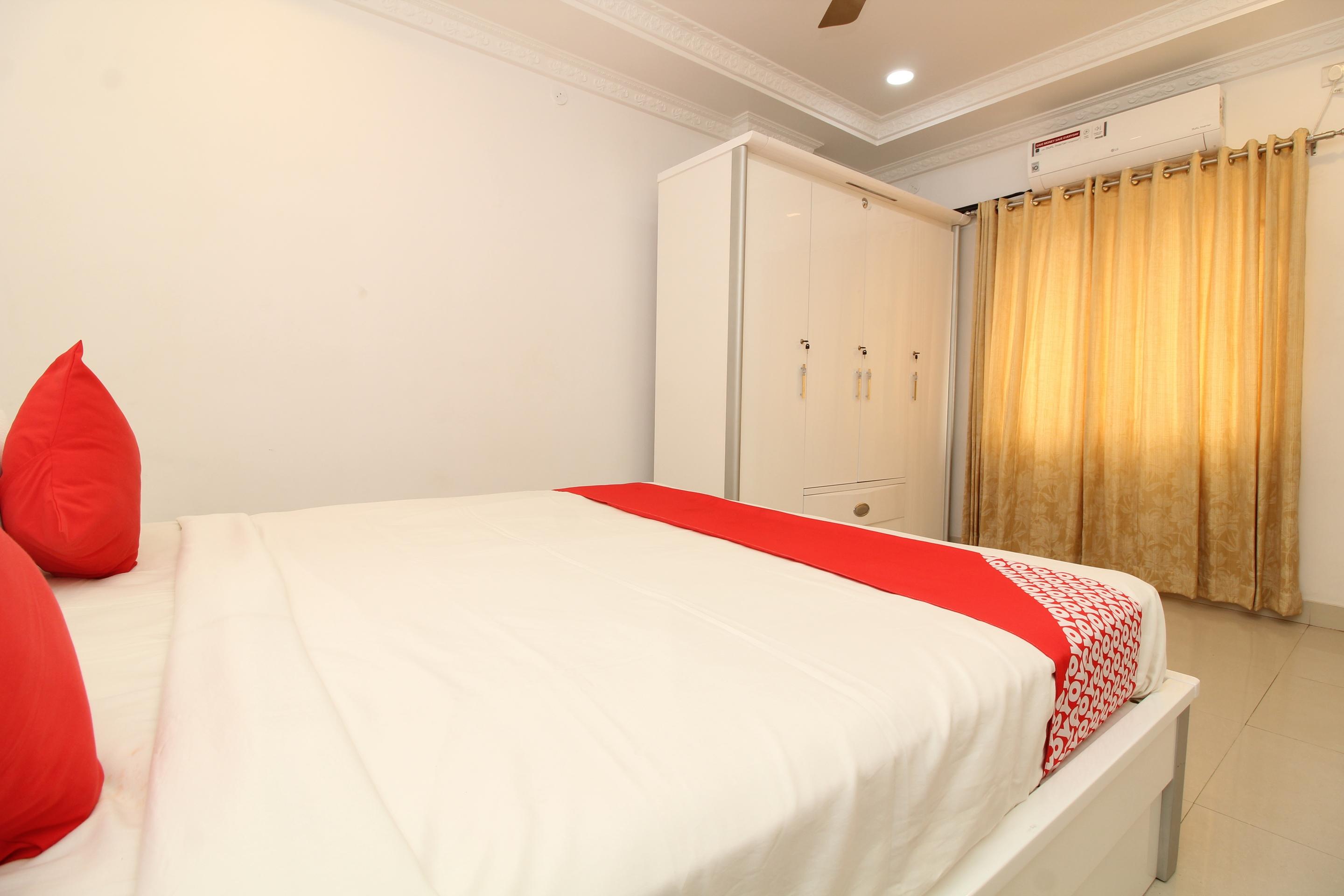 Oyo 37499 Saba Service Apartments Hyderabad Luaran gambar